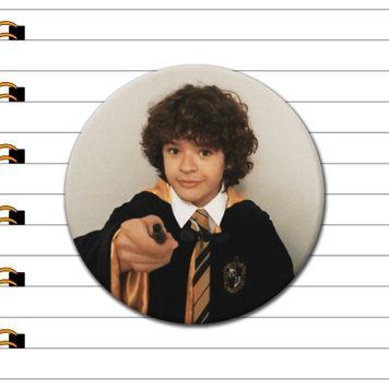 Значок Дастин Хендерсон из сериала Stranger Things, купить значок Украина