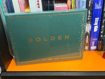 Альбом Jungkook (BTS) &ndash; SHINE ver. GOLDEN BTS фото